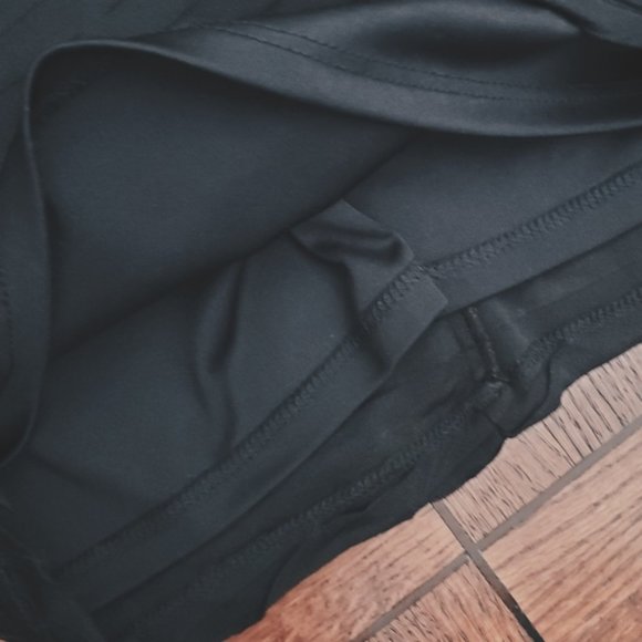 FRANK LYMAN Metallic Beaded Ring Neck Sweetheart Chiffon Tiered Dress- S… - Picture 6 of 15